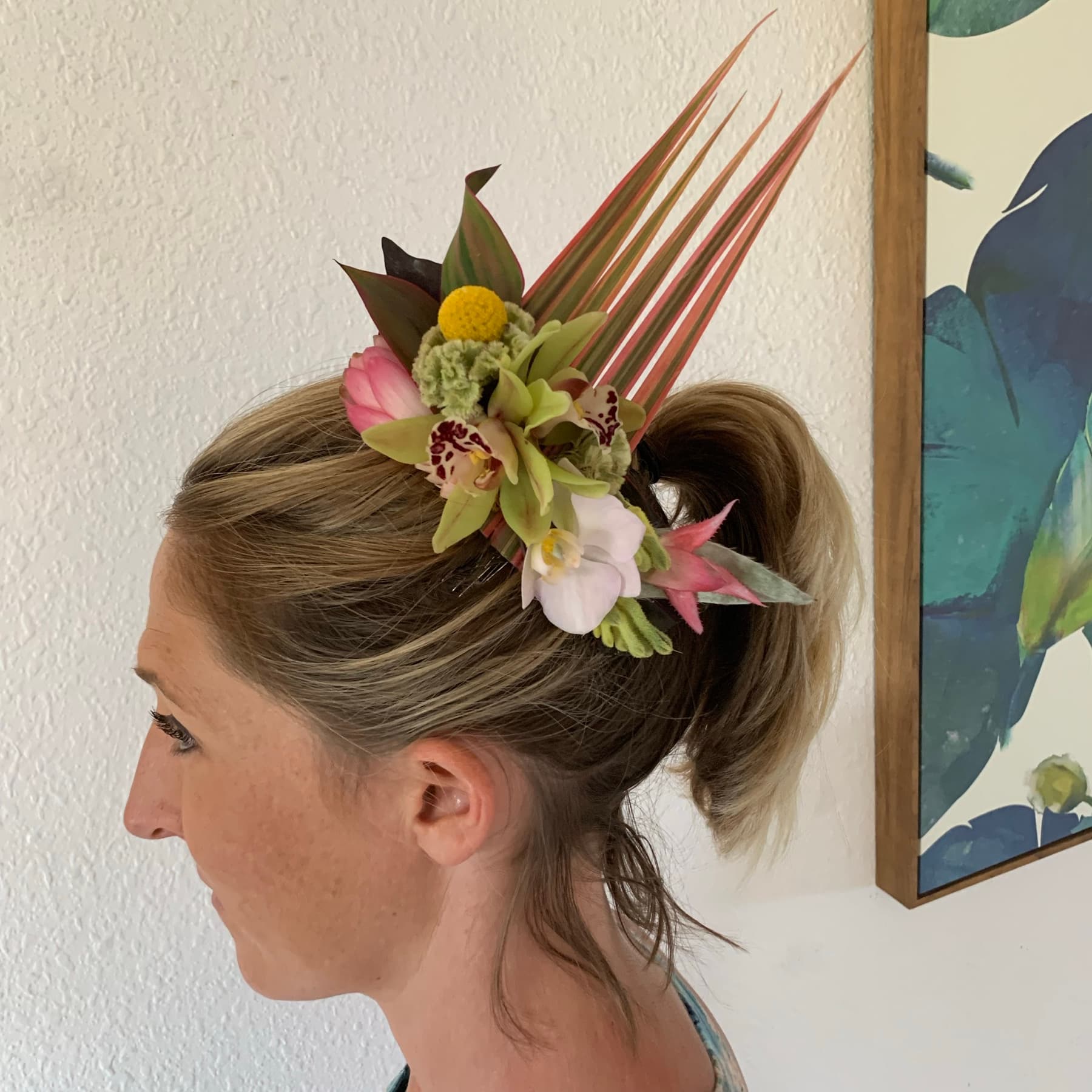 Island floral arrangement with tropical leaves